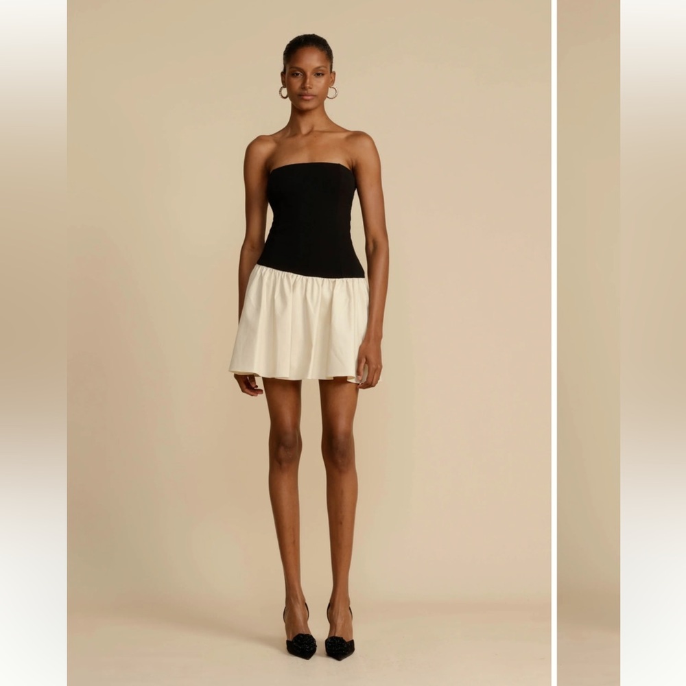 Chic Strapless Black and Cream Mini Dress
